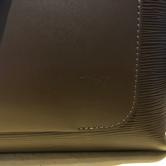 Louis Vuitton Breifcase - Picture 3 of 8